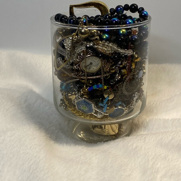 Mystery Jewelry Jar 30 - Picture 3 of 7